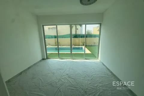 Villa en Meadows 1, Meadows, Dubai, 4 dormitorios, 390 m², № 62160 - foto 12