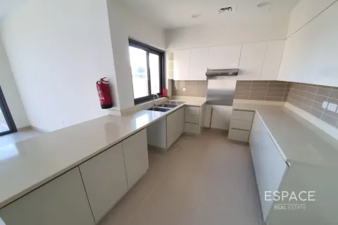 Adosado en Dubai Hills Estate, Dubai, 4 dormitorios, 229 m², № 62159 - foto 4