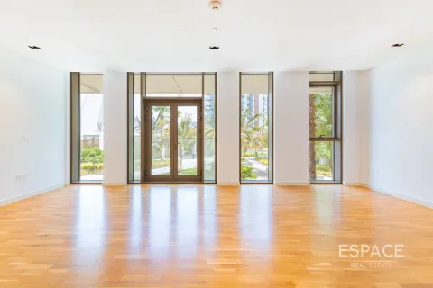 Apartment in Bluewaters, Dubai 2 bedrooms, 126 sq.m. № 62262 - photo 1