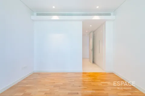 Apartment in Bluewaters, Dubai 2 bedrooms, 126 sq.m. № 62262 - photo 9
