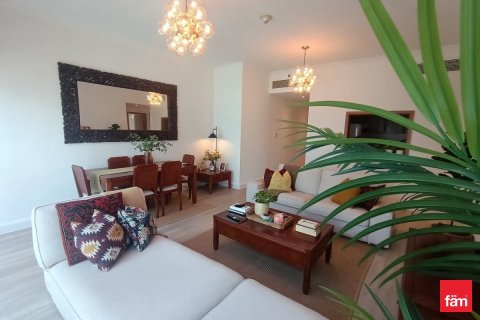 Снять в аренду квартиру в Дубае: 2 спальни, 102.2м², № 69410 - фото 2