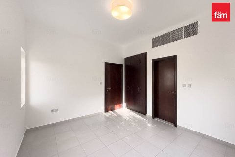 Villa en Dubai, 5 dormitorios, 561.6 m², № 69400 - foto 15