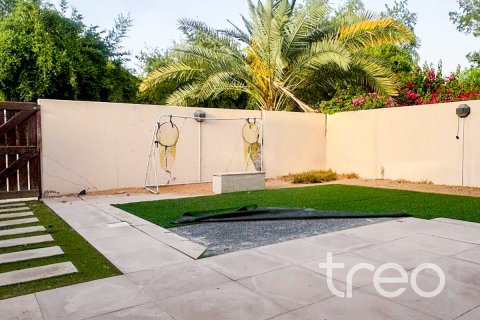 Villa en Arabian Ranches, Dubai, 3 dormitorios, 212.56 m², № 138121 - foto 3