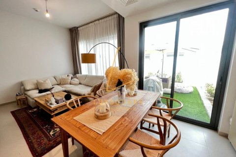Вилла в Sun, Arabian Ranches 3, Дубай, 3 спальни, 129м², № 138131