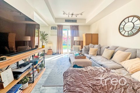 Villa en The Springs, Dubai, 2 dormitorios, 153.01 m², № 138122 - foto 3