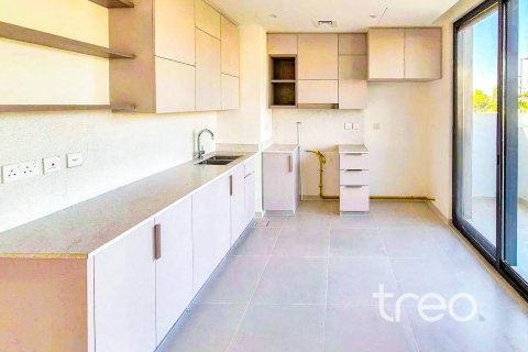 Maison de ville à Arabian Ranches 3, Dubai, 3 chambres, 205.41 m², № 138124 - photo 3