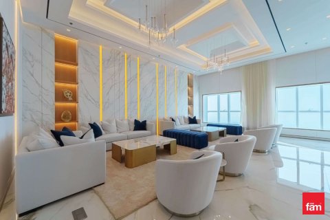 Penthouse in Dubai Marina, Dubai 3 bedrooms, 569.2 sq.m. № 41547 - photo 2