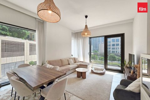 Квартира в Дубае, 2 спальни, 104м², № 137741