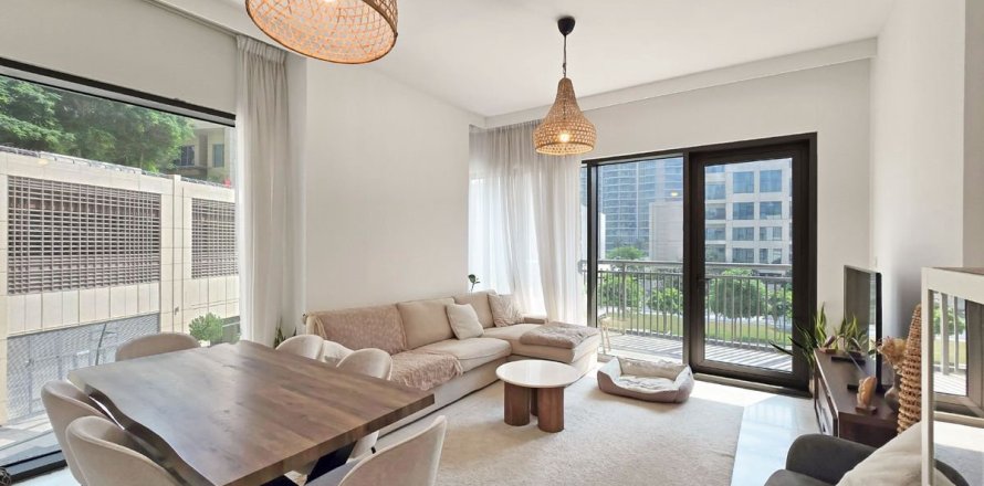 Квартира в Дубае, 2 спальни, 104м², № 137741