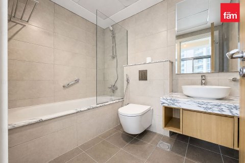 Apartment in Business Bay, Dubai 2 bedrooms, 75.5 sq.m. № 137744 - photo 14