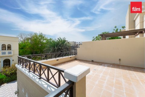 Adosado en Dubai, 4 dormitorios, 328.7 m², № 137746 - foto 23