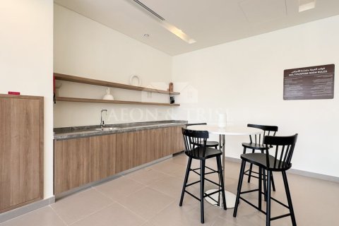 Villa in EMAAR South, Dubai South (Dubai World Central), Dubai 4 bedrooms, 236 sq.m. № 61208 - photo 2