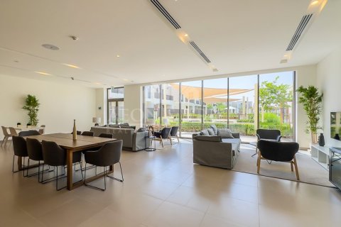 Villa in EMAAR South, Dubai South (Dubai World Central), Dubai 4 bedrooms, 236 sq.m. № 61208 - photo 1