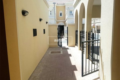 Townhouse in Jumeirah Village Circle, Dubai 1 bedroom, 180 sq.m. № 18283 - photo 4