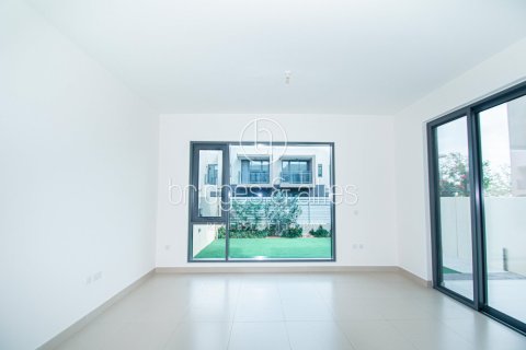 Снять в аренду виллу в Дубай Хилс Эстейт, Дубай: 3 спальни, 194.6м², № 18301 - фото 8