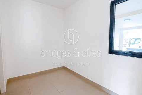 Снять в аренду виллу в Дубай Хилс Эстейт, Дубай: 3 спальни, 194.6м², № 18301 - фото 9