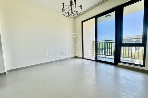 Снять в аренду виллу в Дубай Хилс Эстейт, Дубай: 3 спальни, 194.6м², № 18301 - фото 6
