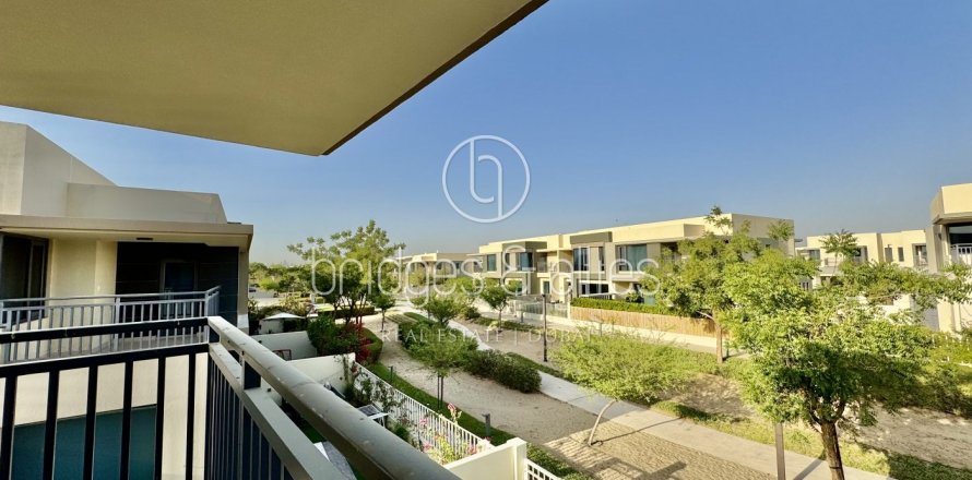 Вилла в Дубай Хилс Эстейт, Дубай, 5 спален, 254.1м², № 18300