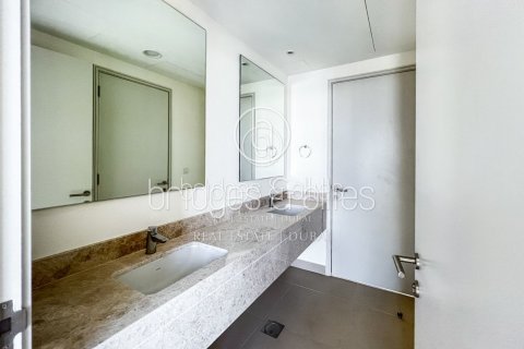 Снять в аренду виллу в Дубай Хилс Эстейт, Дубай: 5 спален, 254.1м², № 18300 - фото 25