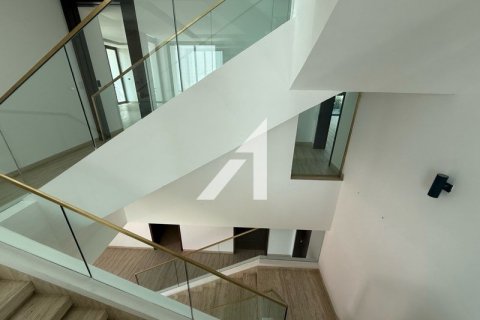 Villa en Jumeirah, Dubai, 5 dormitorios, 591 m², № 18309 - foto 6