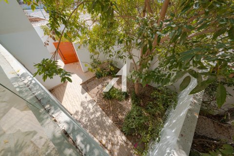 Villa en Jumeirah, Dubai, 5 dormitorios, 591 m², № 18309 - foto 16