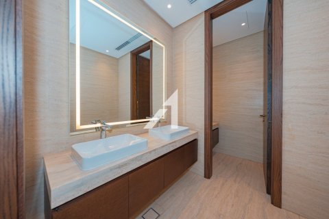 Villa en Jumeirah, Dubai, 5 dormitorios, 591 m², № 18309 - foto 11