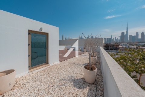Villa en Jumeirah, Dubai, 5 dormitorios, 591 m², № 18309 - foto 1