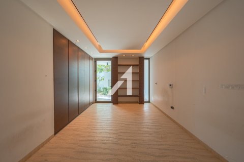 Villa en Jumeirah, Dubai, 5 dormitorios, 591 m², № 18309 - foto 9