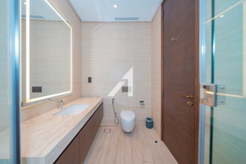 Villa en Jumeirah, Dubai, 5 dormitorios, 591 m², № 18309 - foto 12