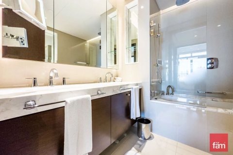 Apartment in Downtown Dubai (Downtown Burj Dubai), Dubai 1 bedroom, 79.2 sq.m. № 77715 - photo 11