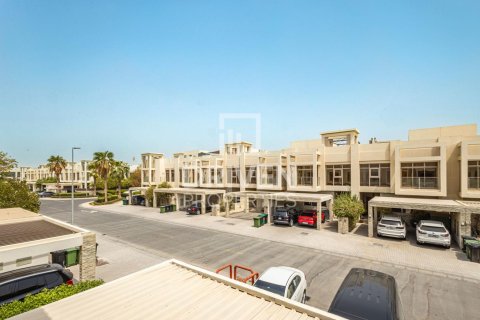 Townhouse in Meydan, Dubai 4 bedrooms, 264.59 sq.m. № 135707 - photo 14