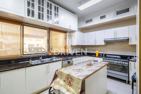 Townhouse in Meydan, Dubai 4 bedrooms, 264.59 sq.m. № 135707 - photo 7