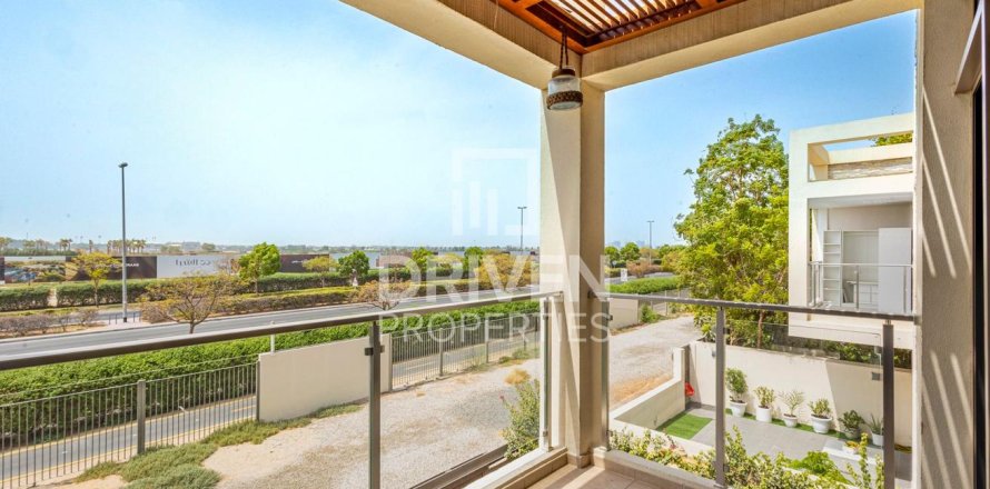 Townhouse in Meydan, Dubai 4 bedrooms, 264.59 sq.m. № 135707