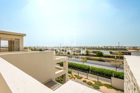 Townhouse in Meydan, Dubai 4 bedrooms, 264.59 sq.m. № 135707 - photo 2