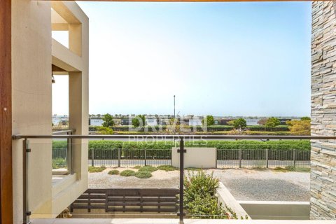 Townhouse in Meydan, Dubai 4 bedrooms, 264.59 sq.m. № 135707 - photo 17