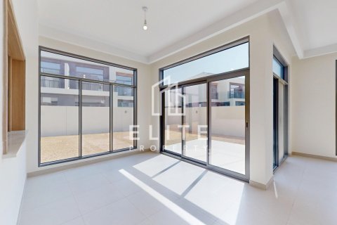 Villa in The Pulse, Dubai South (Dubai World Central), Dubai 4 bedrooms № 42163 - photo 2