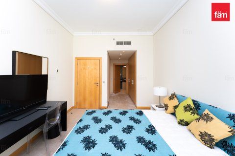 Снять в аренду квартиру в Пальме Джумейре, Дубай: 2 спальни, 150.1м², № 93710 - фото 20