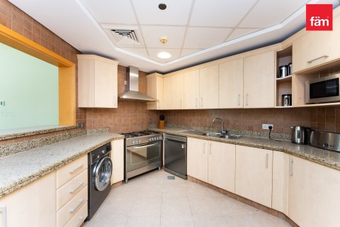 Снять в аренду квартиру в Пальме Джумейре, Дубай: 2 спальни, 150.1м², № 93710 - фото 18