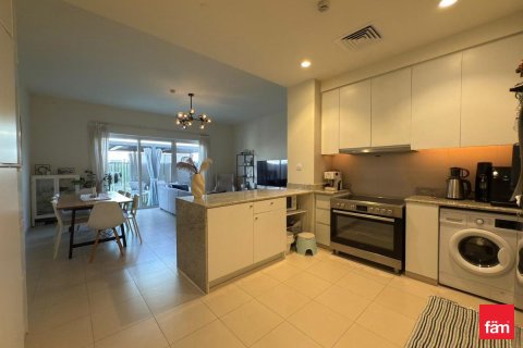 Купить квартиру в Дубае: 3 спальни, 212.6м², № 93711 - фото 8