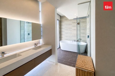 Apartment in Dubai 2 bedrooms, 129.5 sq.m. № 93701 - photo 16