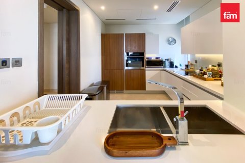 Apartment in Dubai 2 bedrooms, 129.5 sq.m. № 93701 - photo 7