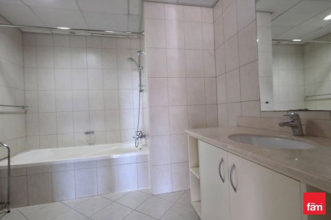 Apartamento en Motor City, Dubai, 2 dormitorios, 138.8 m², № 93713 - foto 3