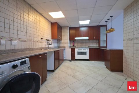 Apartamento en Motor City, Dubai, 2 dormitorios, 138.8 m², № 93713 - foto 10