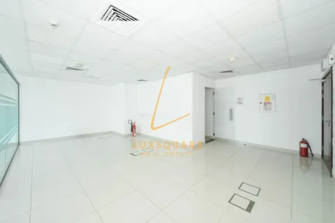 Oficina en Jumeirah Lake Towers, Dubai, 67 m², № 69250 - foto 6