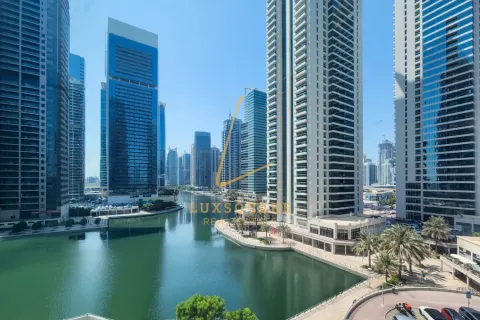 Oficina en Jumeirah Lake Towers, Dubai, 67 m², № 69250 - foto 1