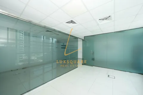 Oficina en Jumeirah Lake Towers, Dubai, 67 m², № 69250 - foto 8