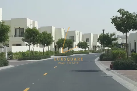 Villa in Mira Oasis, Reem, Dubai 3 bedrooms, 283 sq.m. № 69247 - photo 5