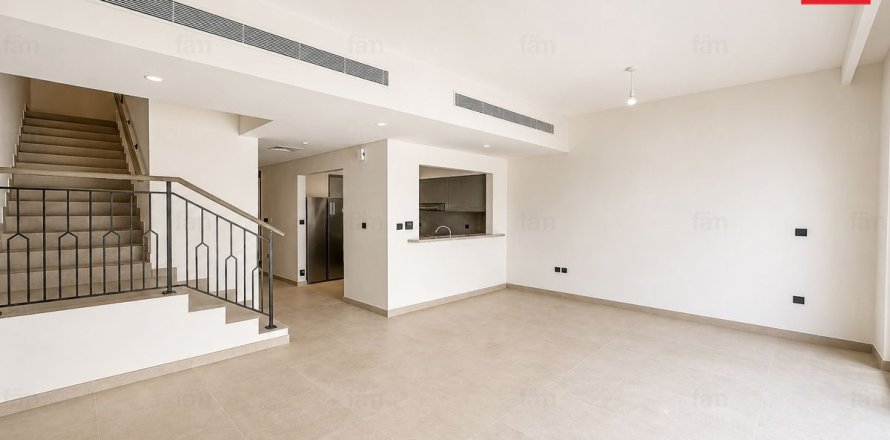 Maison de ville à Dubai, 4 chambres, 144 m², № 141967