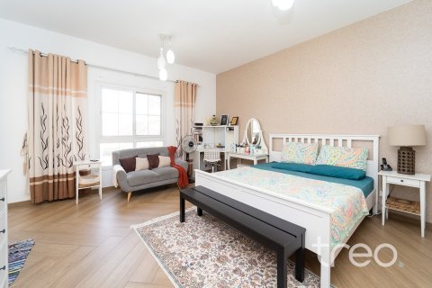 Adosado en The Springs, Dubai, 3 dormitorios, 228.08 m², № 138102 - foto 11