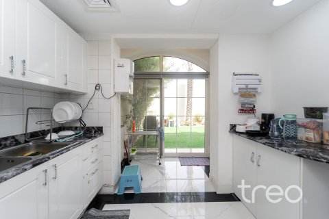 Adosado en The Springs, Dubai, 3 dormitorios, 228.08 m², № 138102 - foto 6